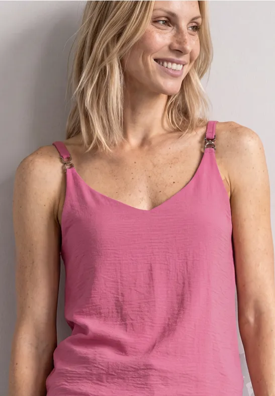 Top mit V-Neck und Dekodetail