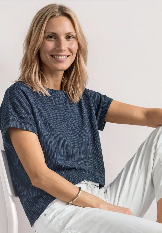 T-Shirt im Silk-Look mit Rundhals