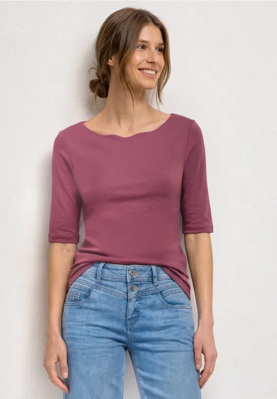 T-Shirt mit Wavy Neckline in Unifarbe