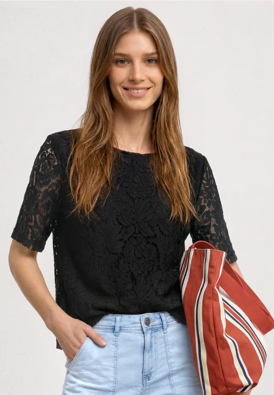 2-in-1 T-Shirt aus Spitze mit Innentop