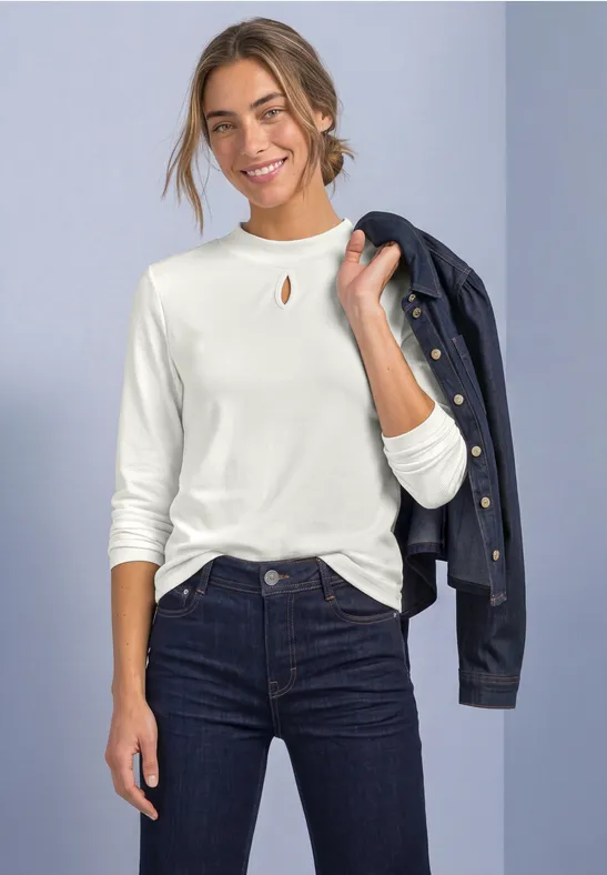 Shirt mit Turtle Neck und Schlitzdetail