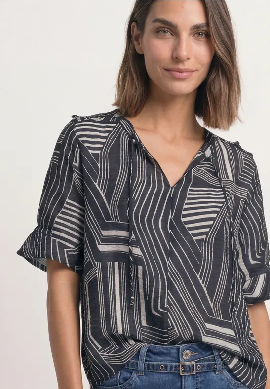 Kurzarm Bluse mit Split Neck und Print