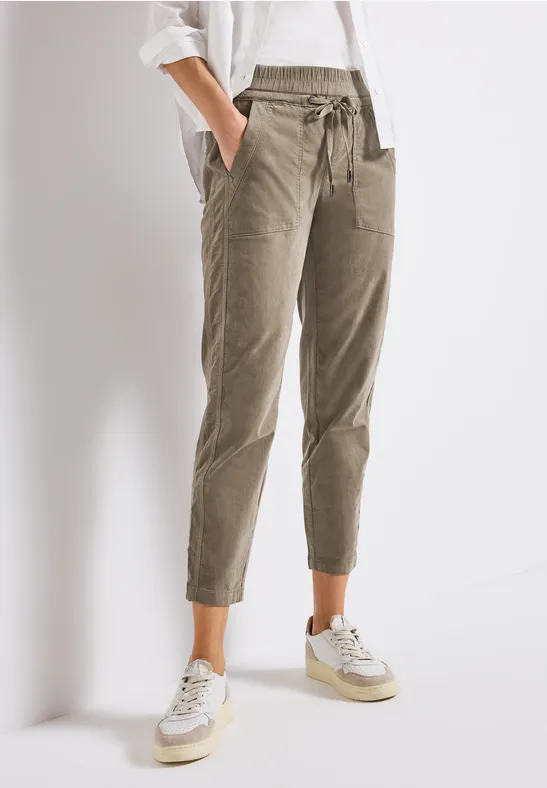 Thumbnail - Street One Frauen Loose Fit Cordhose in Braun, Gr: 42