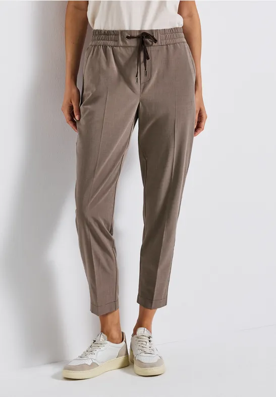 Thumbnail - Street One Frauen Leichte Jacquard-Hose in Braun, Gr: 46
