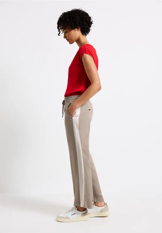 Street One Frauen Straight Leg Hose in Beige, Gr: 34