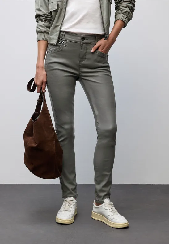 Street One Frauen Slim Fit Coated Hose in Grün, Gr: 36