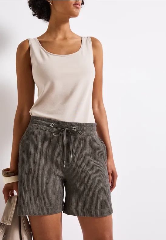 Thumbnail - Street One Frauen Strukturshorts in Braun, Gr: 44