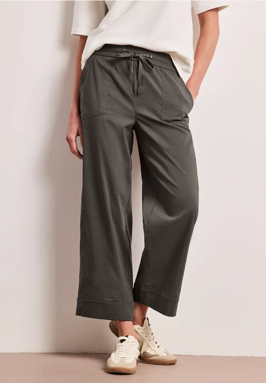 Street One Frauen Casual Fit Hose mit Turn-Up in Braun, Gr: 38