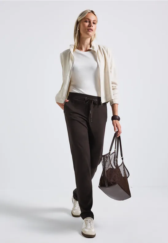 Street One Frauen Loose Fit Hose in Braun, Gr: 32