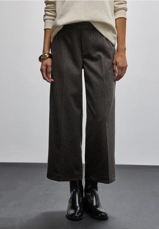 Thumbnail - Street One Frauen Culotte mit Fishbone Muster in Braun, Gr: 44