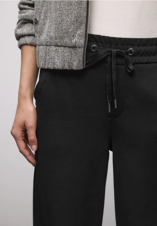 Street One Frauen Straight Leg Hose in Schwarz, Gr: 38