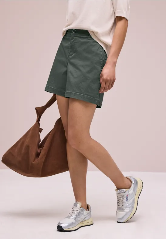 Street One Frauen Mid Waist Chino Shorts im Casual Fit in Grün, Gr: 32