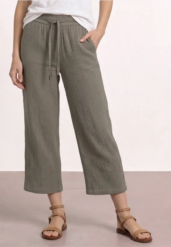 Street One Frauen Wide Leg Hose aus Musselin im Loose Fit in Grün, Gr: 44