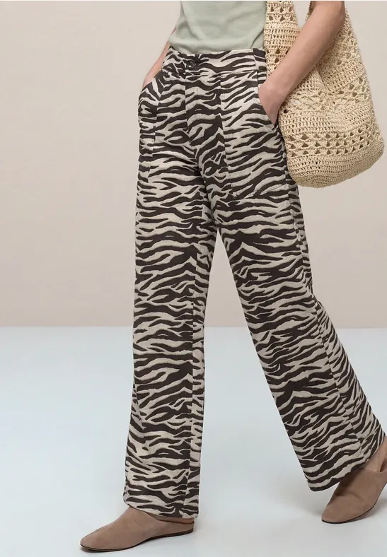 Street One Frauen Wide Leg Hose im Loose Fit mit Animal Print in Braun, Gr: 40