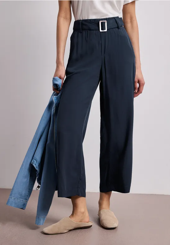 Street One Frauen Wide Leg Hose mit Gürteldetail in Blau, Gr: 32