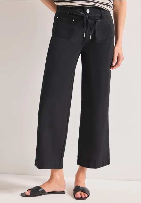 Straight Leg Hose in Washed-Optik