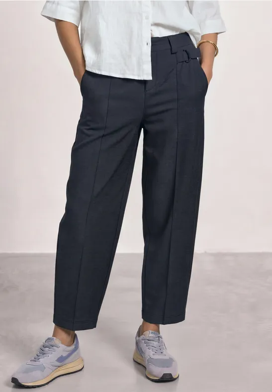 High Waist Barrel Leg Hose im Casual Fit