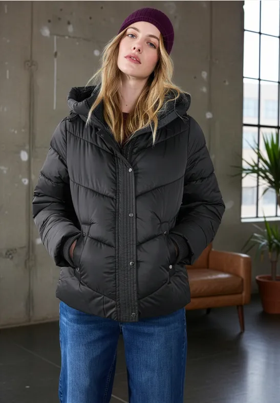 Thumbnail - Street One Studio Frauen Gefütterte Jacke in Schwarz, Gr: 46