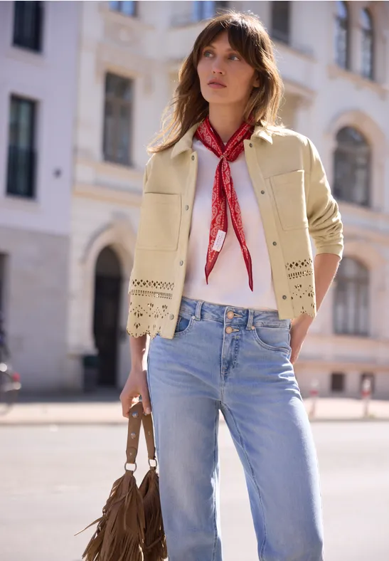 Street One Studio Frauen Jacke aus Velours mit Cut-Out Details in Beige, Gr: 34