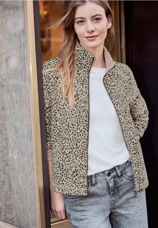 Thumbnail - Street One Studio Frauen Jacke mit Leo-Muster in Schwarz, Gr: 36