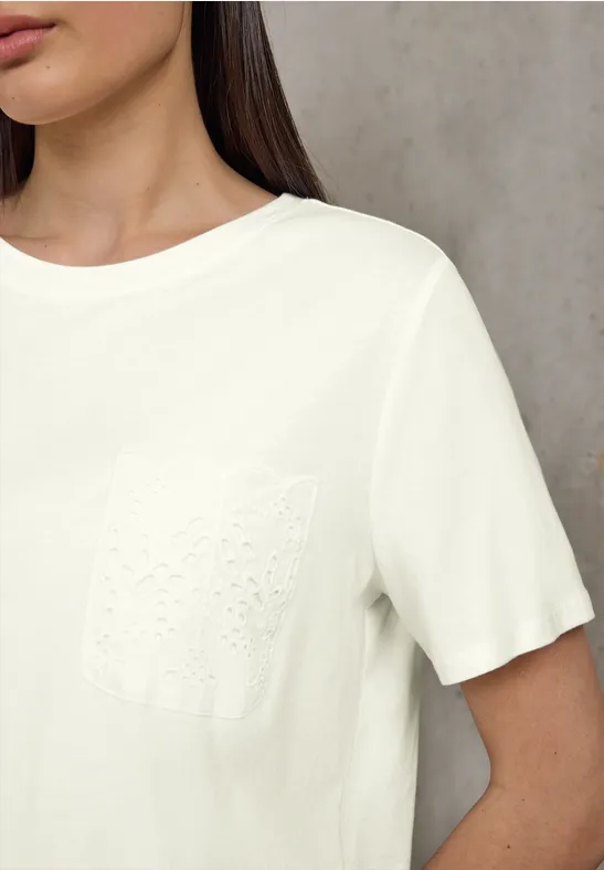 Thumbnail - Street One Studio Frauen T-Shirt mit Brusttasche in Weiß, Gr: 44