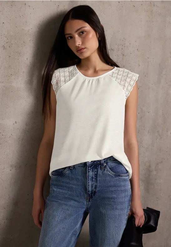 Thumbnail - Street One Studio Frauen Leinen-Look Top mit Spitze in Weiß, Gr: 46