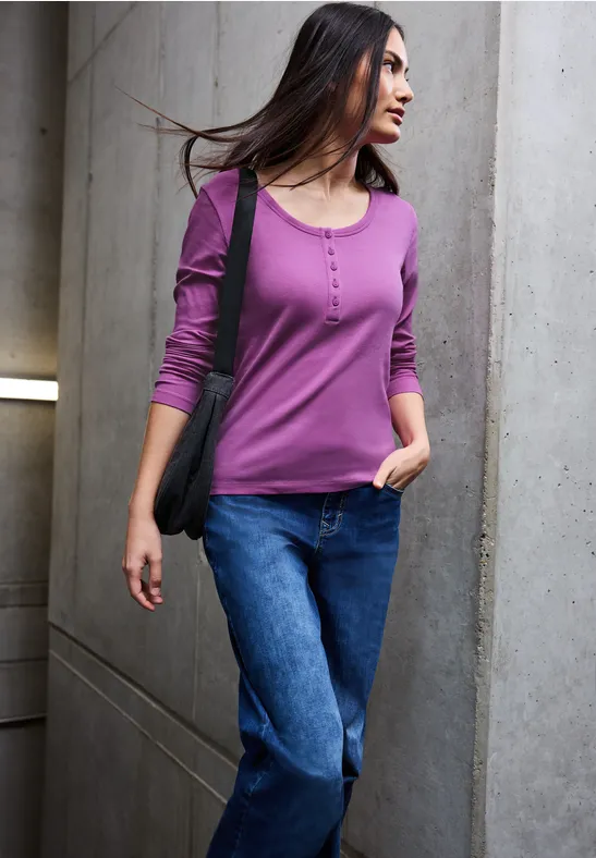 Thumbnail - Street One Studio Frauen Rippshirt mit Knopfdetail in Pink, Gr: 40