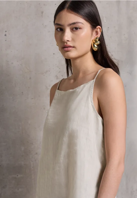 Thumbnail - Blusentop mit Knopfdetail