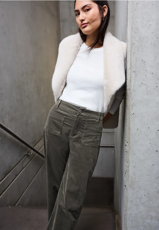 Thumbnail - Cordhose mit Patch Pockets