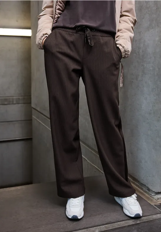 Street One Studio Frauen Straight Leg Hose in Braun, Gr: 42