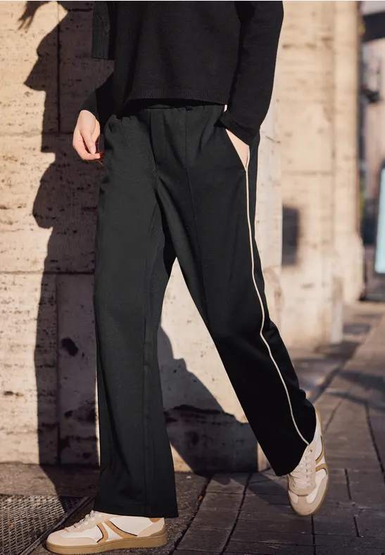 Street One Studio Frauen Straight Leg Hose in Schwarz, Gr: 34