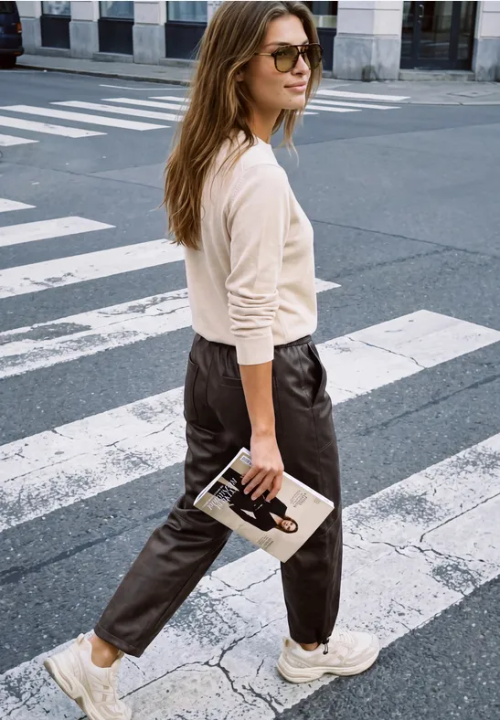 Mid Waist Barrel Leg Hose im Leder-Look