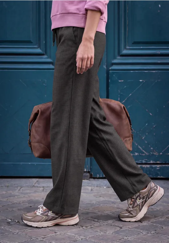 Mid Waist Broek met Wide Leg pijpen in een Loose Fit pasvorm