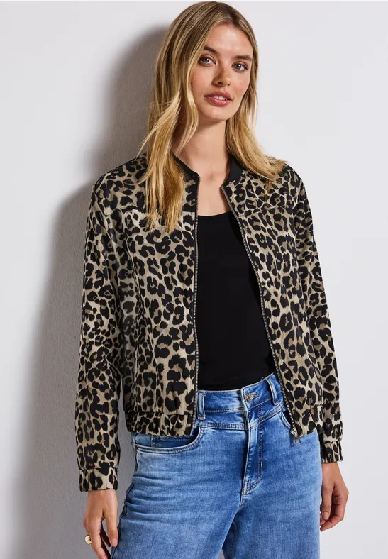 Street One Damen Leichte Jacke Mit Leo-Muster – Lässige Sweatjacke Mit Knopfleiste & Seitentaschen