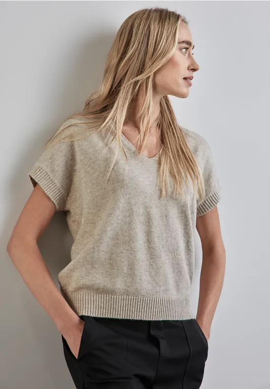 Pull col camionneur sans manches beige femme | La Halle
