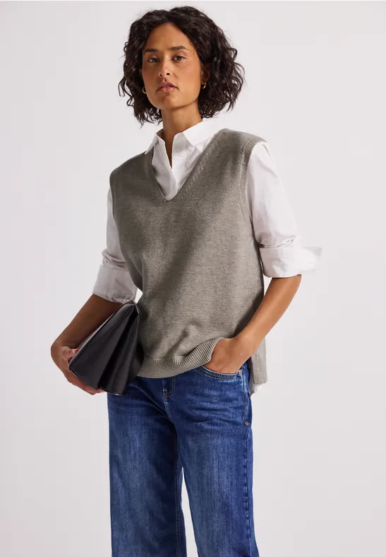 STREET-ONE Ärmelloser V-Neck Pullover für Damen in Beige STREET-ONE