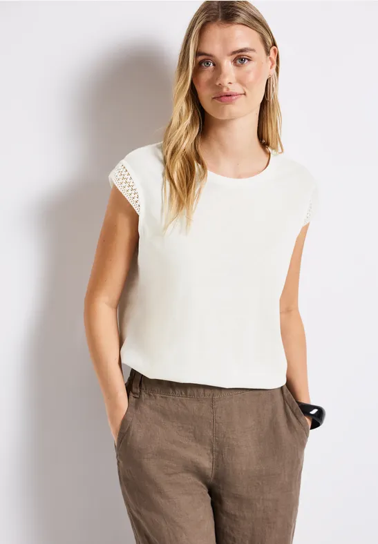 Street One Damen T-Shirt Mit Häkelstruktur – Sommerliches Top Mit Weicher Viskose – Lässig & Stylisch