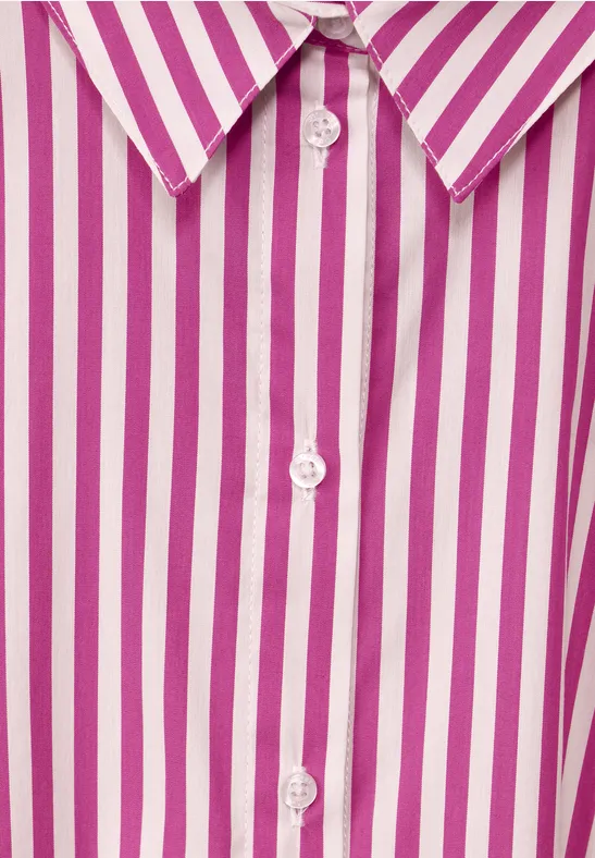 Chemise roses blanches cintrée
