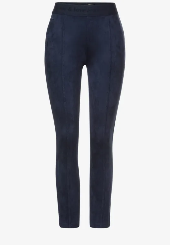 STREET ONE Damen Hose Im Velours-Look – Loose Fit Mit Stretchbund & Seitentaschen