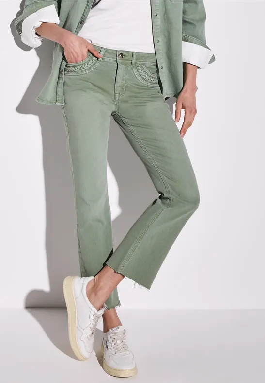 Street One Studio Flared Leg - Skinny Fit - Mid Waist