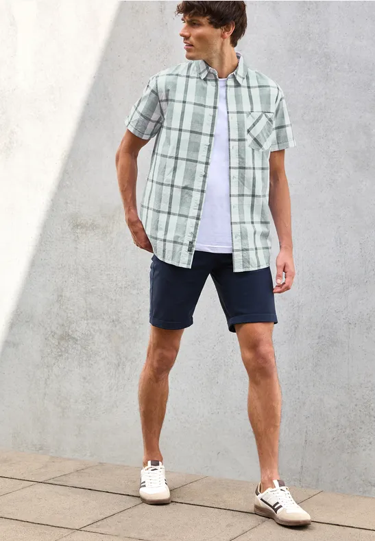 Chemise Wave à glissière à carreaux Pacific Gramicci | Urban Outfitters FR